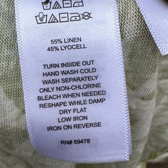 NWT Rachel Zoe Womens 1X Linen Blend Green Floral Faux Button Short Sleeve Tee - Picture 5 of 5